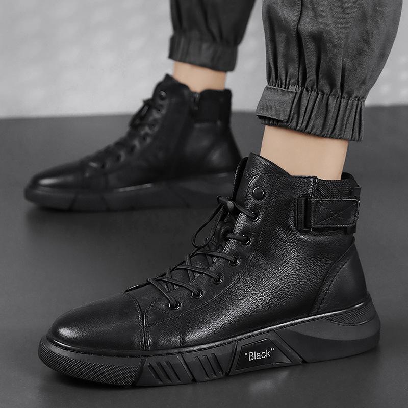 Sturdy black men's shoes