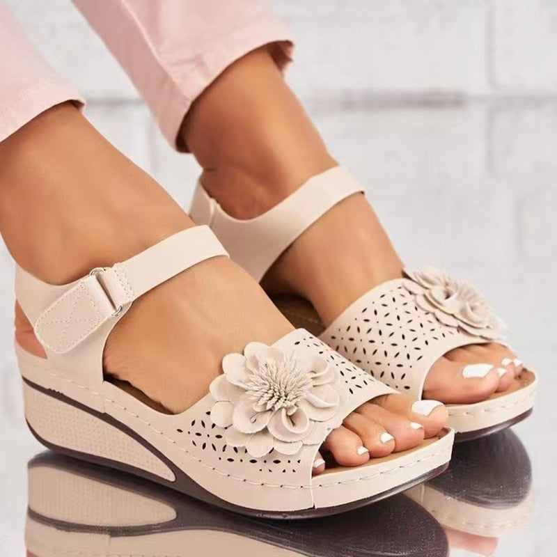 Sanne orthopedic sandals for women