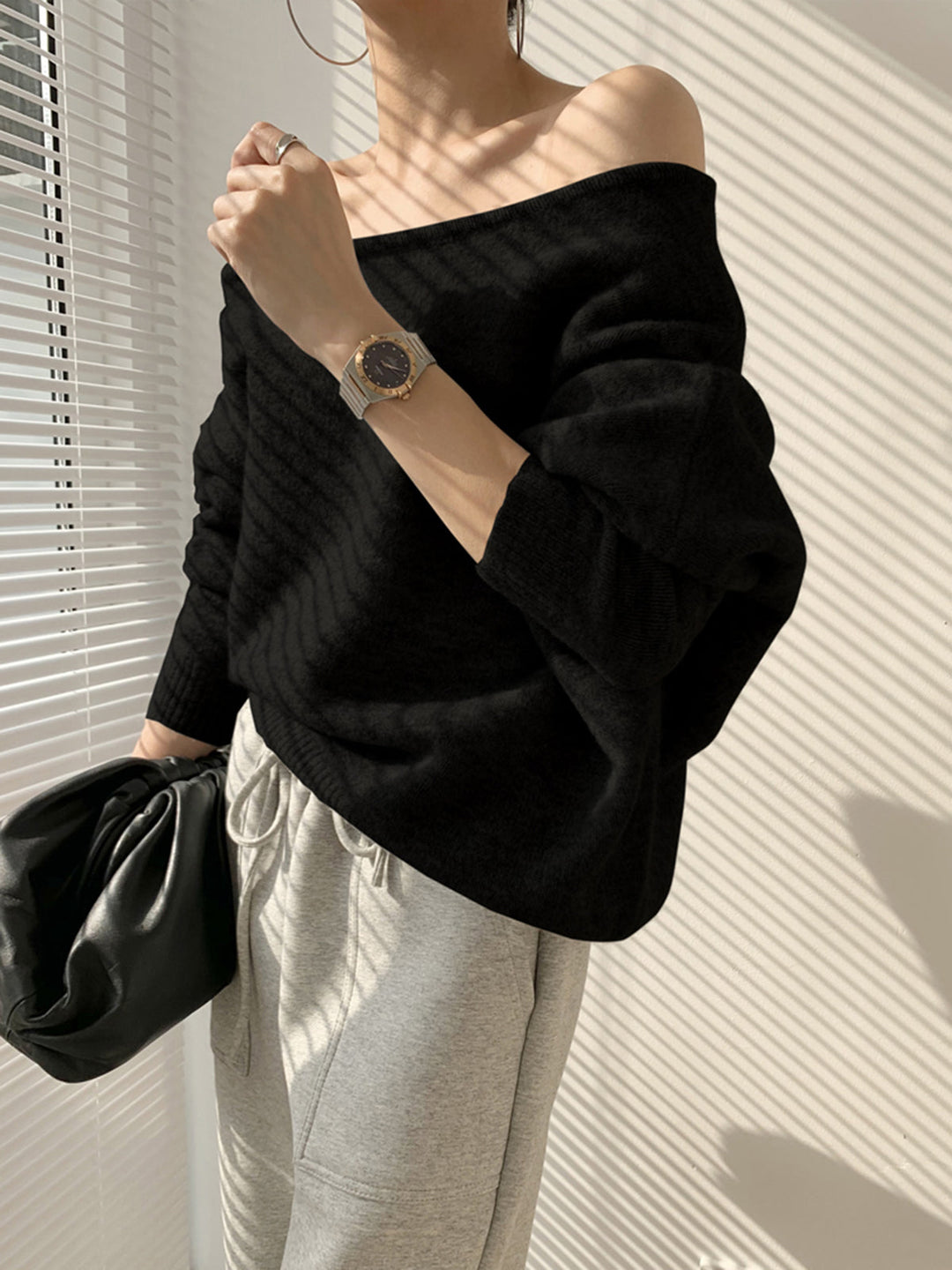 Brynja | Elegant Ladies Sweater With Asymmetric Cut
