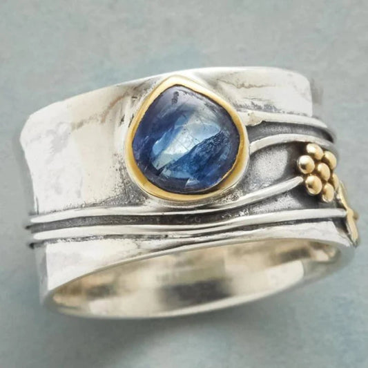 Elkais | Ladies Vintage Blue Stone Ring