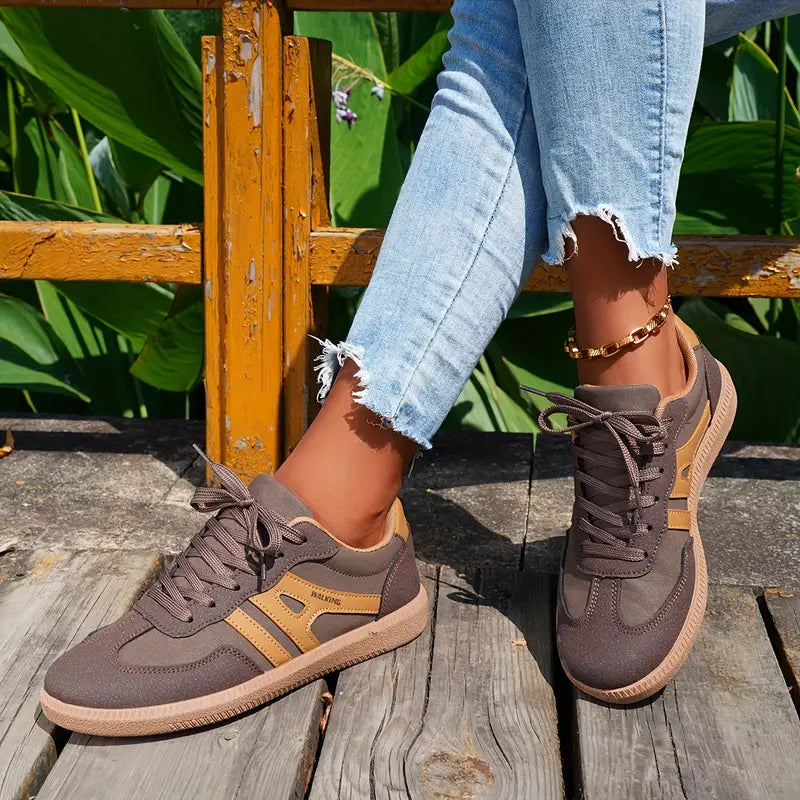 Casual Sneakers with Contrasting Stripes for Women