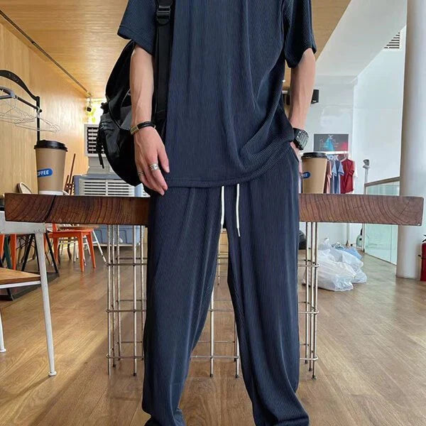 This is a men's time suit made of icy silk.