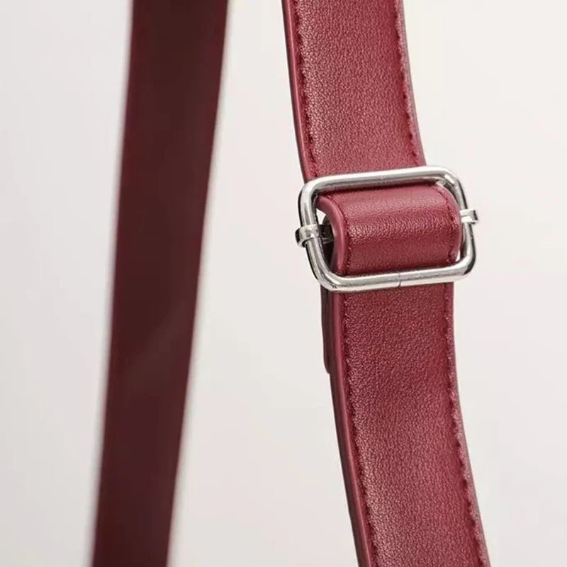 Yrsa | Adjustable Crossbody Bag With Zipper