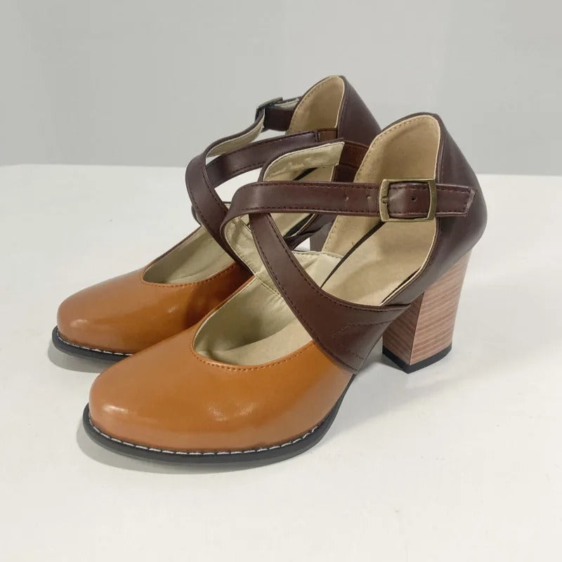 Ellis Sommer clogs made of leather