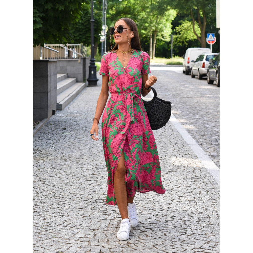 Evani summer dress with V-neck