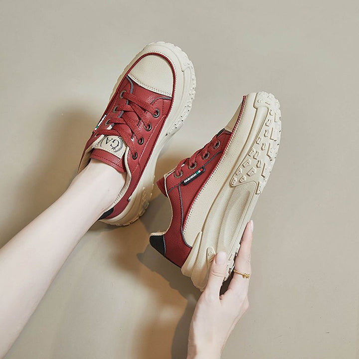 Fashionable orthopedic shoes for women