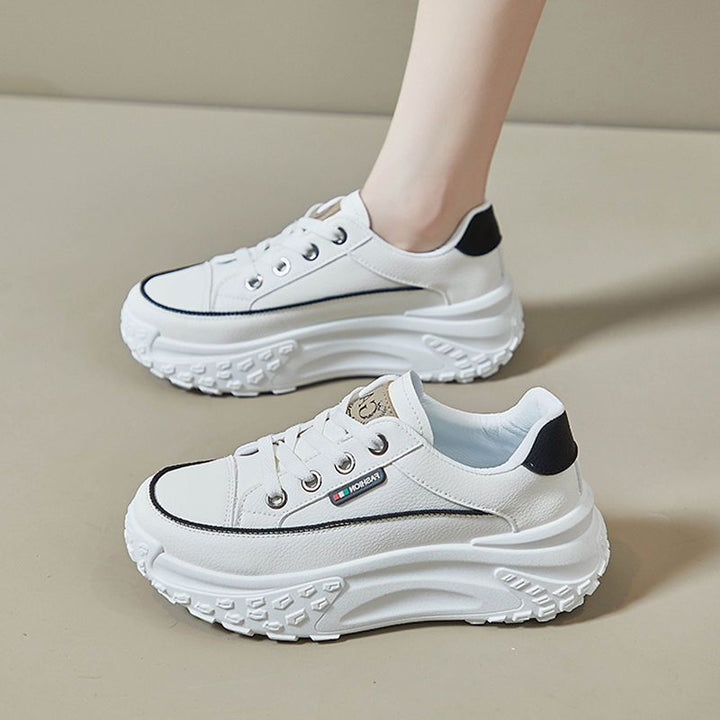 Fashionable orthopedic shoes for women