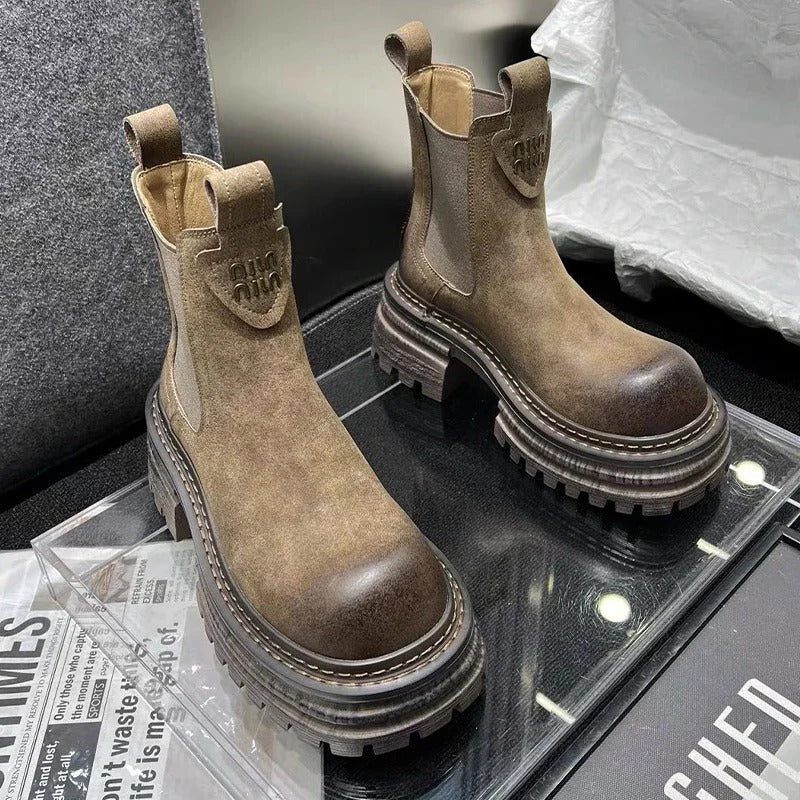 Ladies Chunky Platform Leather Boots For Comfort & Style