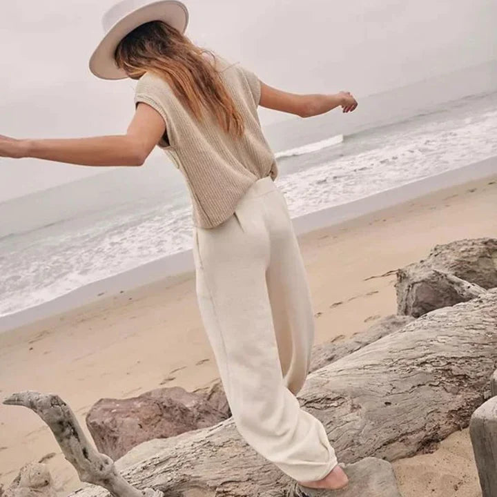 Spring sweater suit for women by Lauran