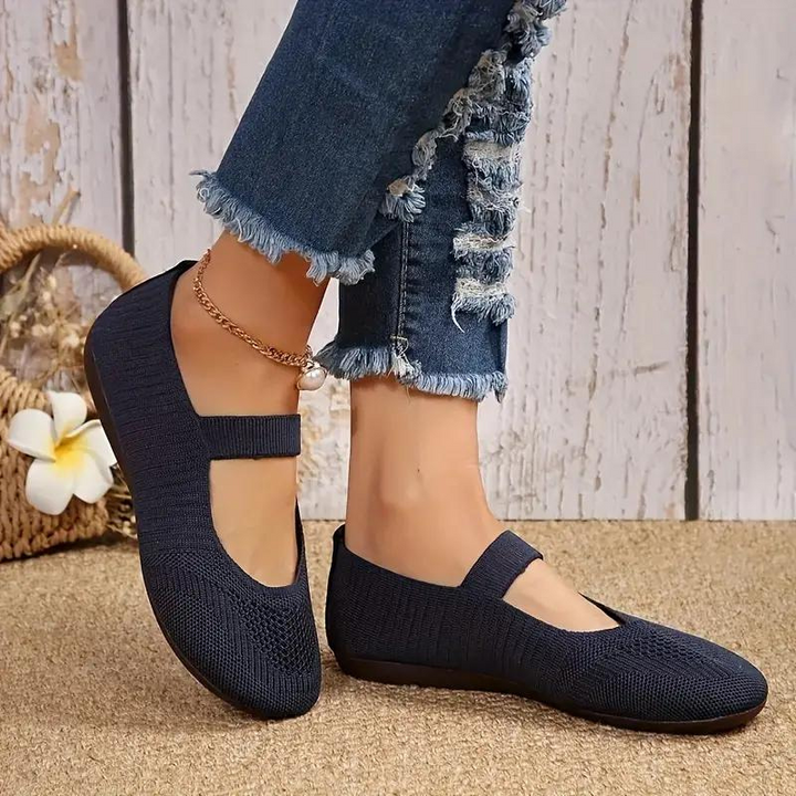 Lightweight Slip-On Canvas Shoes For The Summer
