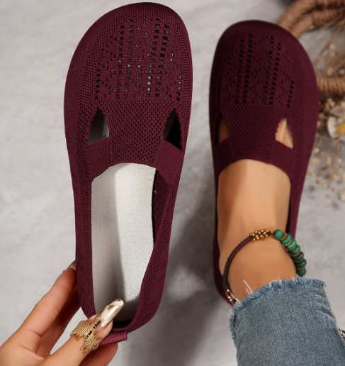 Lightweight Slip-On Canvas Shoes For The Summer
