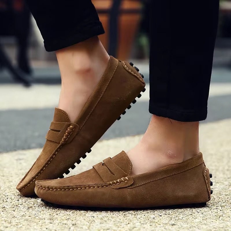 Men’s Slip-On Loafers - Matte Texture & Structured Profile