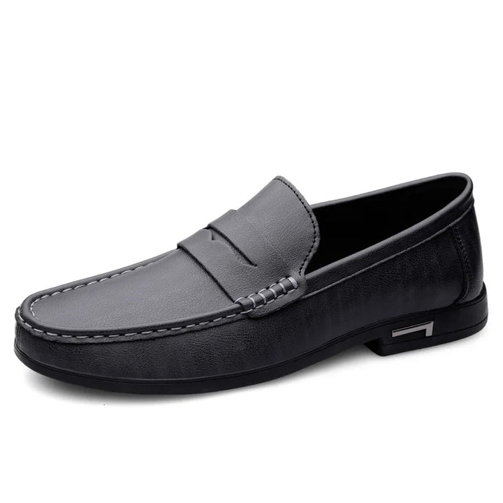 Men's Slip-In Loafer With A Round Shape And Closed Surface