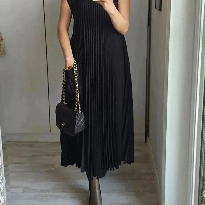Sheria Elegant Pleated Dress