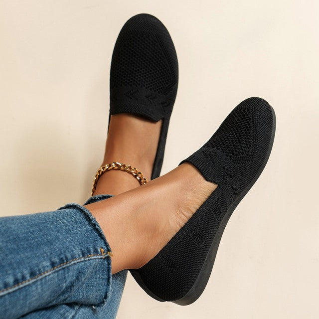 Slip-On Ballerinas Women - Textured Surface & Rounded Front