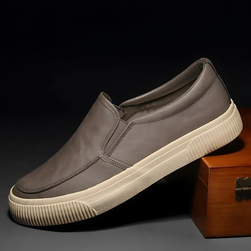 Stylish Men's Sneakers For Leisure And Sport