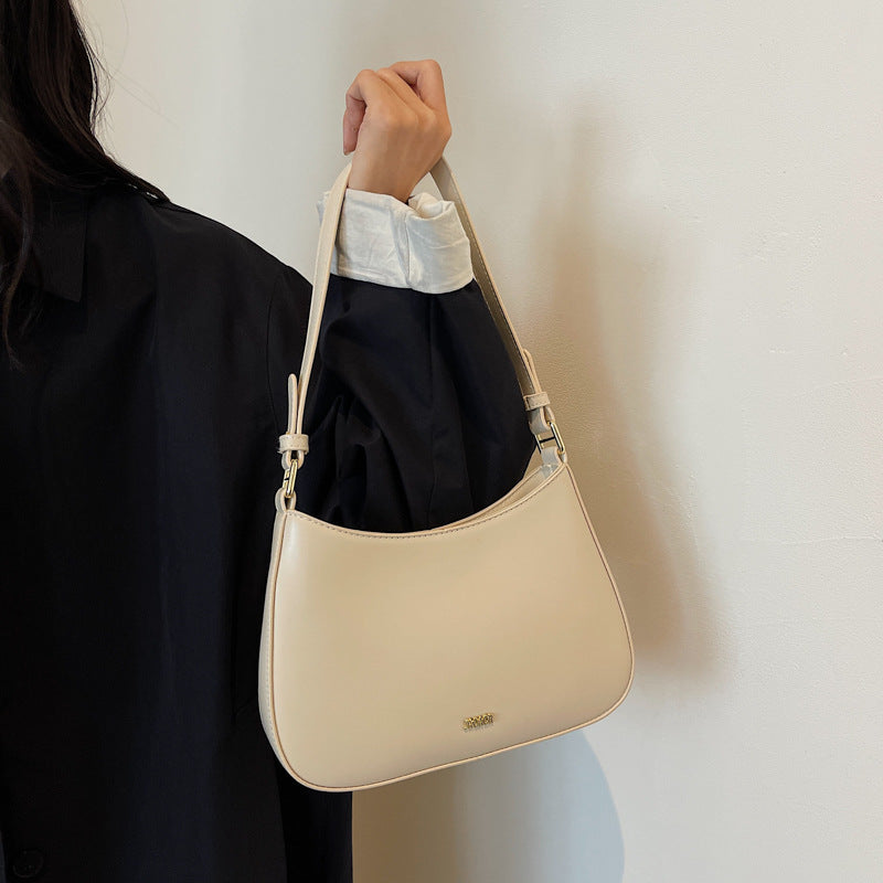 The Perfect Small Bag For Style Conscious Women