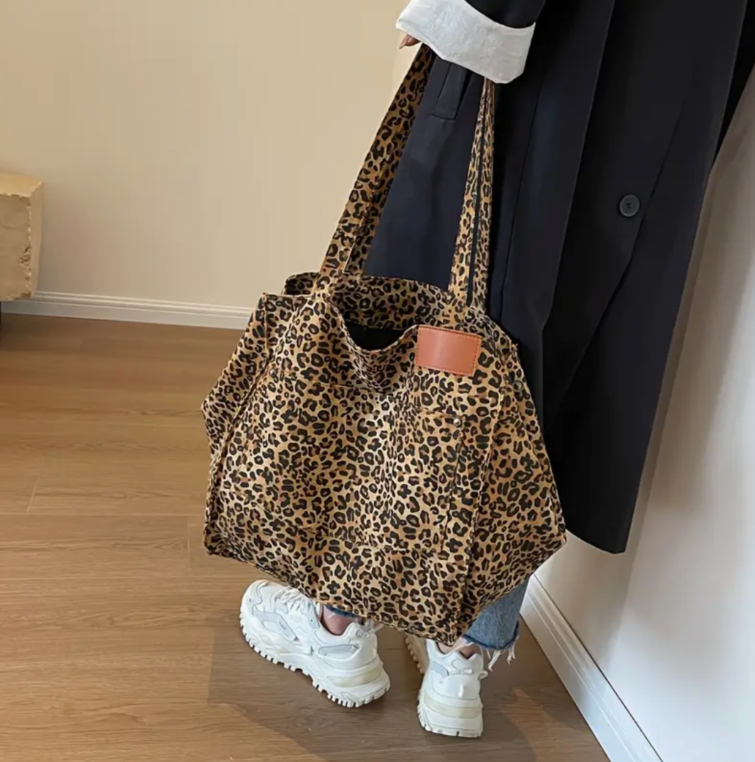 Trendy Leopard Bag