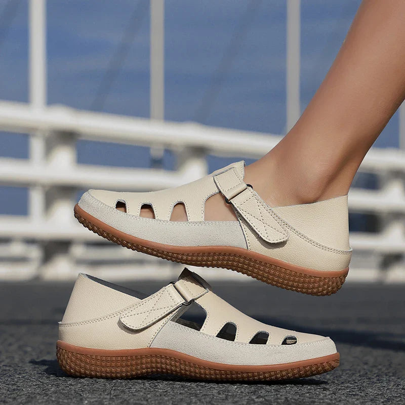 Women's Wedge Sandals With A Textured Surface For The Beach